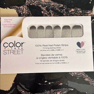 Color Street Glitter Nail Polish Strips- Underground Magic
BUNDLE AND SAVE!!!